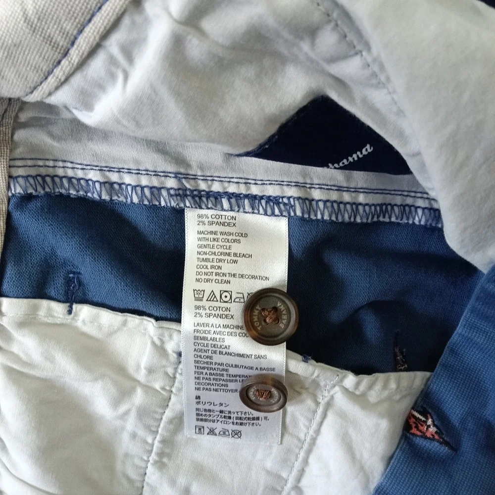 Tommy Bahama Mens Blue Marlin Embroidered Chino Shorts Size 33